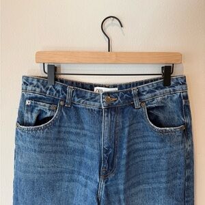 Zara Classic Blue Jeans - Raw Hem